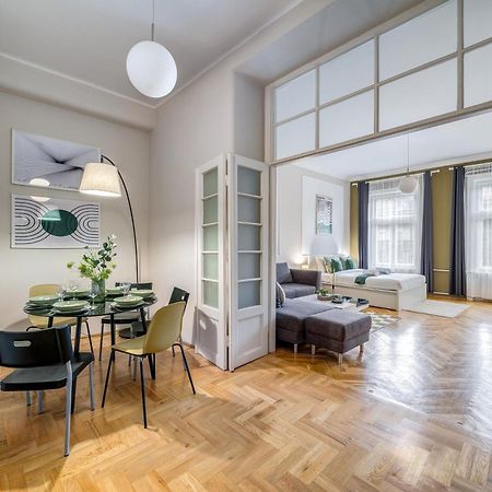 Jokai Hideaway Apartment Budapest Luaran gambar